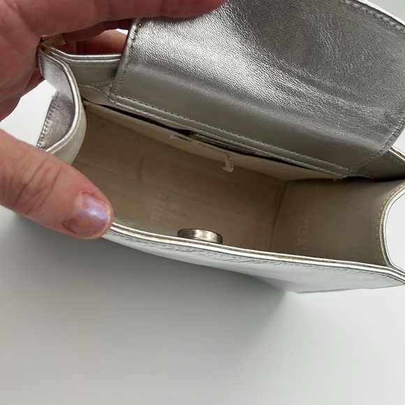 Silver and Gold Metallic Stuart Weitzman PVC top handle bag - Picture 3 of 11